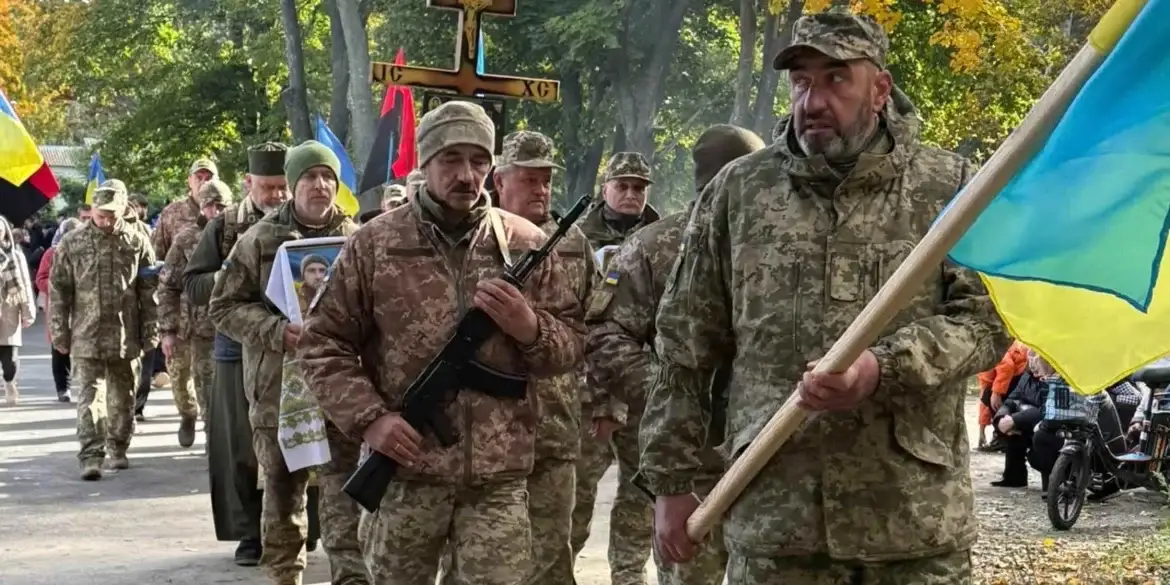 У Гайсині попрощалися з воїном, який понад два роки вважався зниклим безвісти