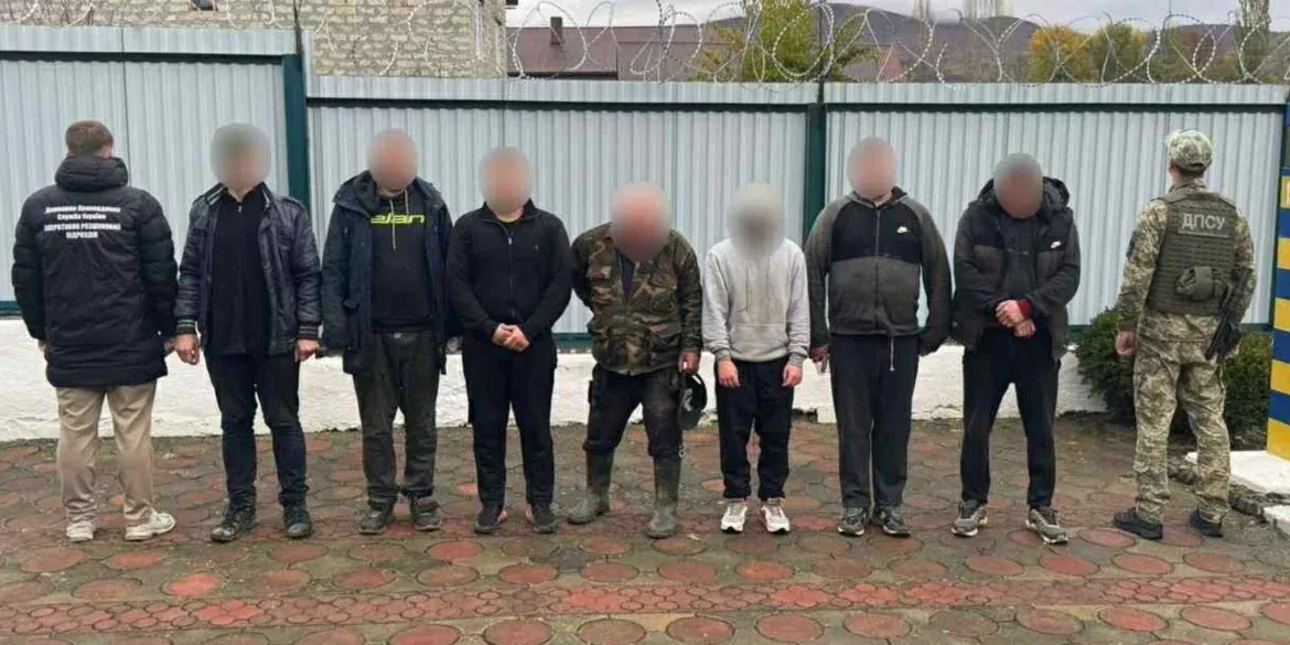 На Закарпатті затримали чоловіків, які намагалися перетнути кордон – серед них вінничанин