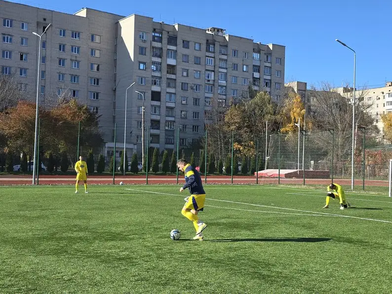 ФК “Юнайтед” й Національна збірна ветеранів: у Вінниці відбувся матч в пам’ять про футболіста Віталія Драченка ФК “Юнайтед” й Національна збірна ветеранів: у Вінниці відбувся матч в пам’ять про футболіста Віталія Драченка
