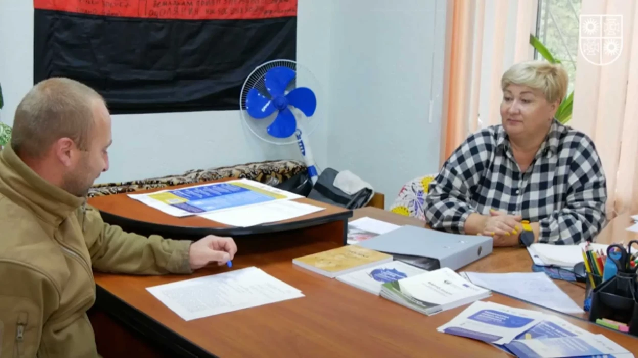 Ветеранка з Вінниччини видала книгу про війну «Подоляночка. Незломима»