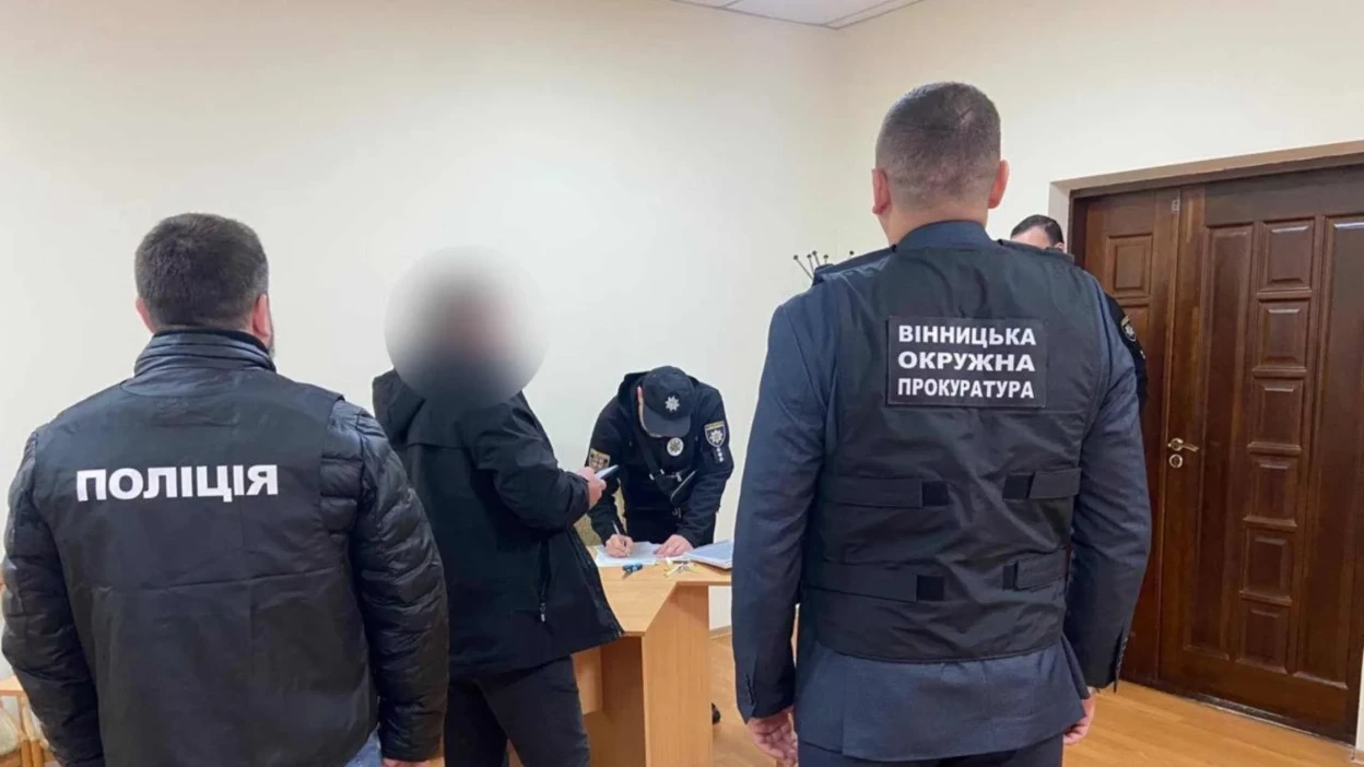 На Вінниччині посадовець вимагав гроші за довідку про відстрочку
