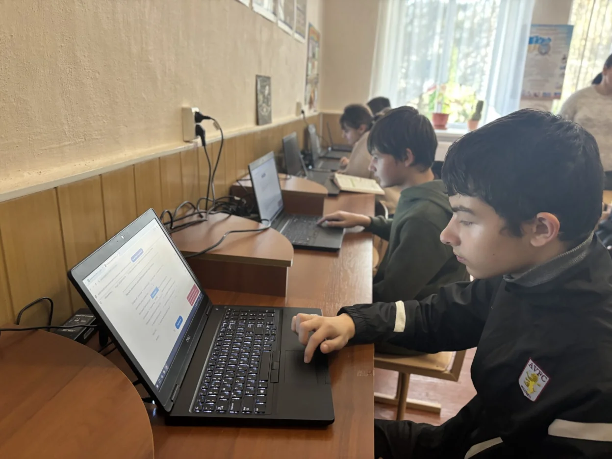 Нову комп’ютерну техніку отримав Юрковецький ліцей Могилів-Подільського району Нову комп’ютерну техніку отримав Юрковецький ліцей Могилів-Подільського району