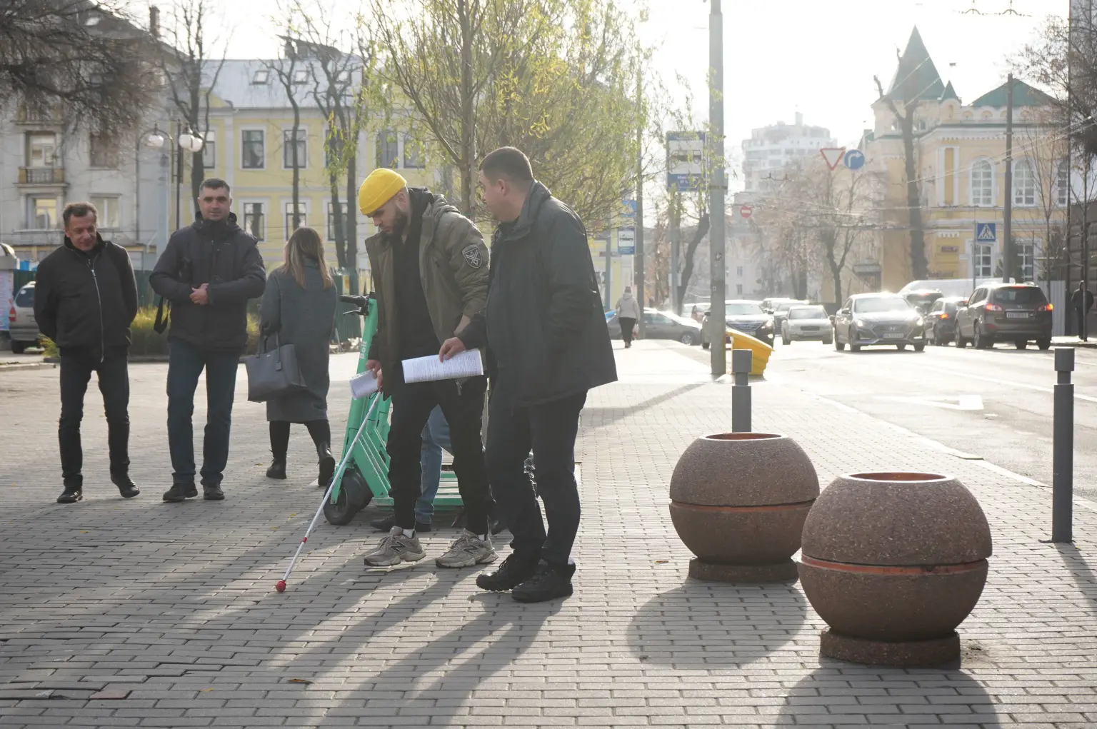 «Все зручно та зрозуміло». Ветеран Андрій Соловко протестував безбар’єрний маршрут в середмісті Вінниці «Все зручно та зрозуміло». Ветеран Андрій Соловко протестував безбар’єрний маршрут в середмісті Вінниці