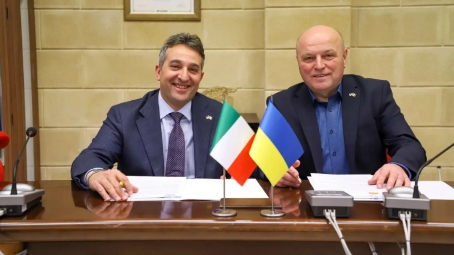 Стрижавська громада починає співпрацю зі стратегічним партнером з Італії Стрижавська громада починає співпрацю зі стратегічним партнером з Італії