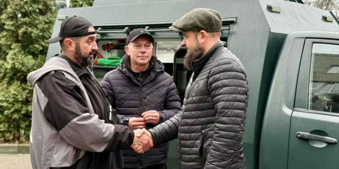 Бершадська громада передала військовим автономну мобільну ремонтну майстерню