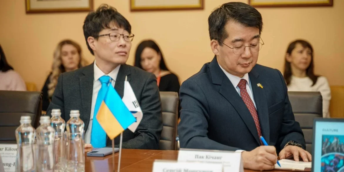 Обговорили повоєнний розвиток і співпрацю: у Вінницю завітав Посол Республіки Корея Пак Кічанг