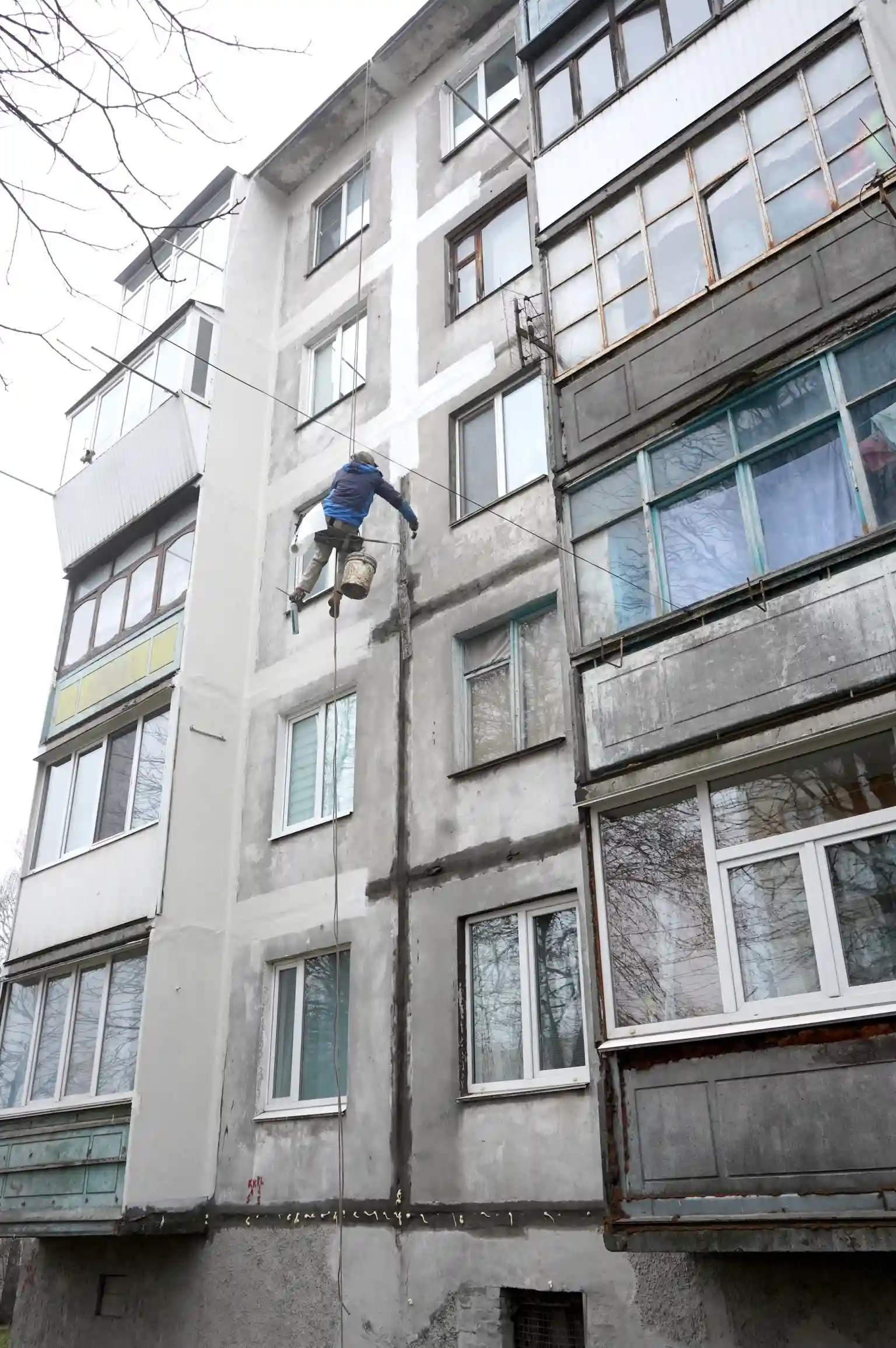 Стійкість та комфорт. У Вінниці в 2025 році оновили міжпанельні шви шести багатоповерхівок
