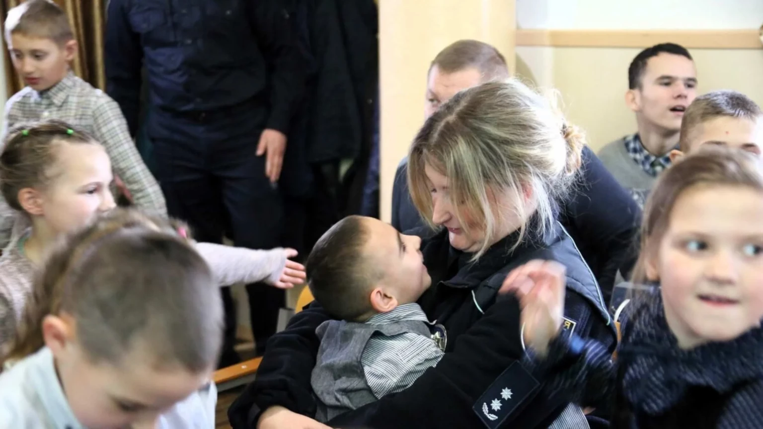 Поліцейські Вінниччини відвідали вихованців Іванівської спецшколи Поліцейські Вінниччини відвідали вихованців Іванівської спецшколи
