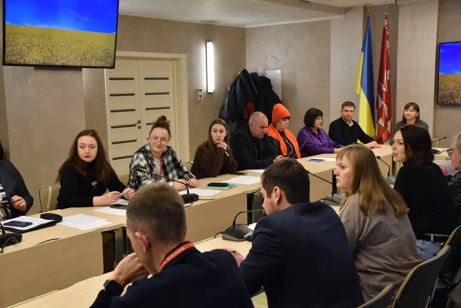 На засіданні Координаційної ради з питань ВПО у Вінницькій громаді обговорили найновіші програми підтримки, стратегічні плани на 2026 рік та зміни в законодавстві