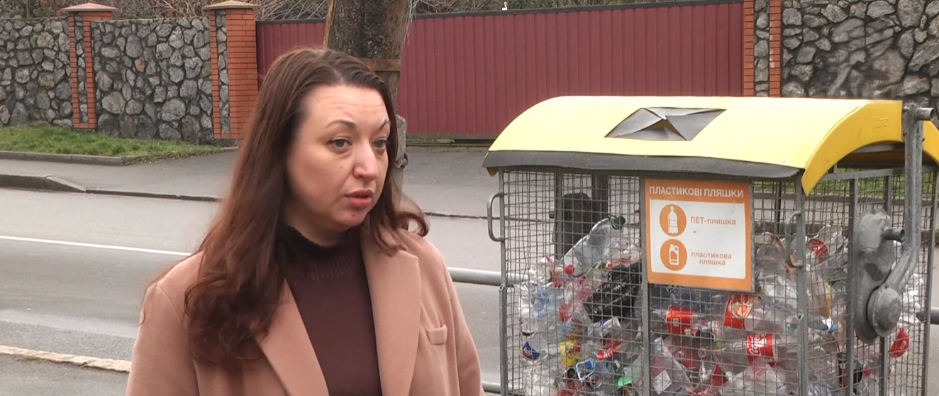 У приватному секторі Вінниці встановили контейнери для збору ПЕТ-пляшок У приватному секторі Вінниці встановили контейнери для збору ПЕТ-пляшок