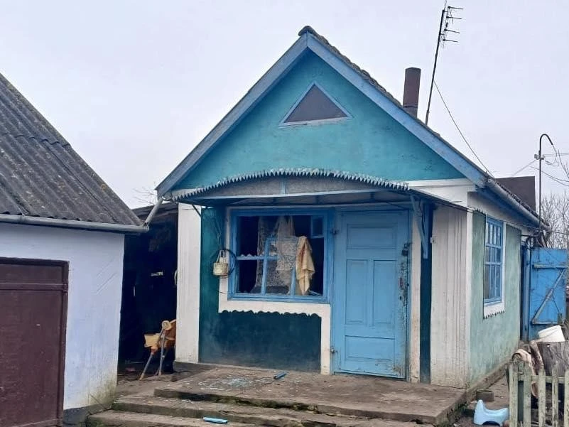 Внаслідок ворожого обстрілу на Вінниччині пошкоджені 14 будинків Внаслідок ворожого обстрілу на Вінниччині пошкоджені 14 будинків