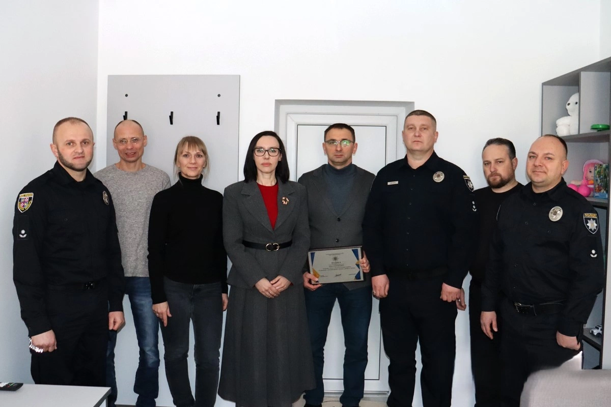У Хмільнику та Крижополі поліція відкрила простори для безпечного спілкування з дітьми