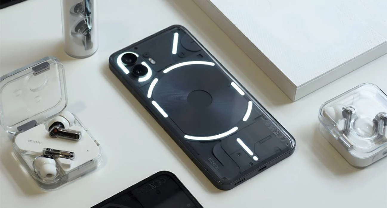 Чи вартий уваги Nothing Phone 3? Чому Nothing Phone став головною альтернативою iPhone та Android-гігантам?