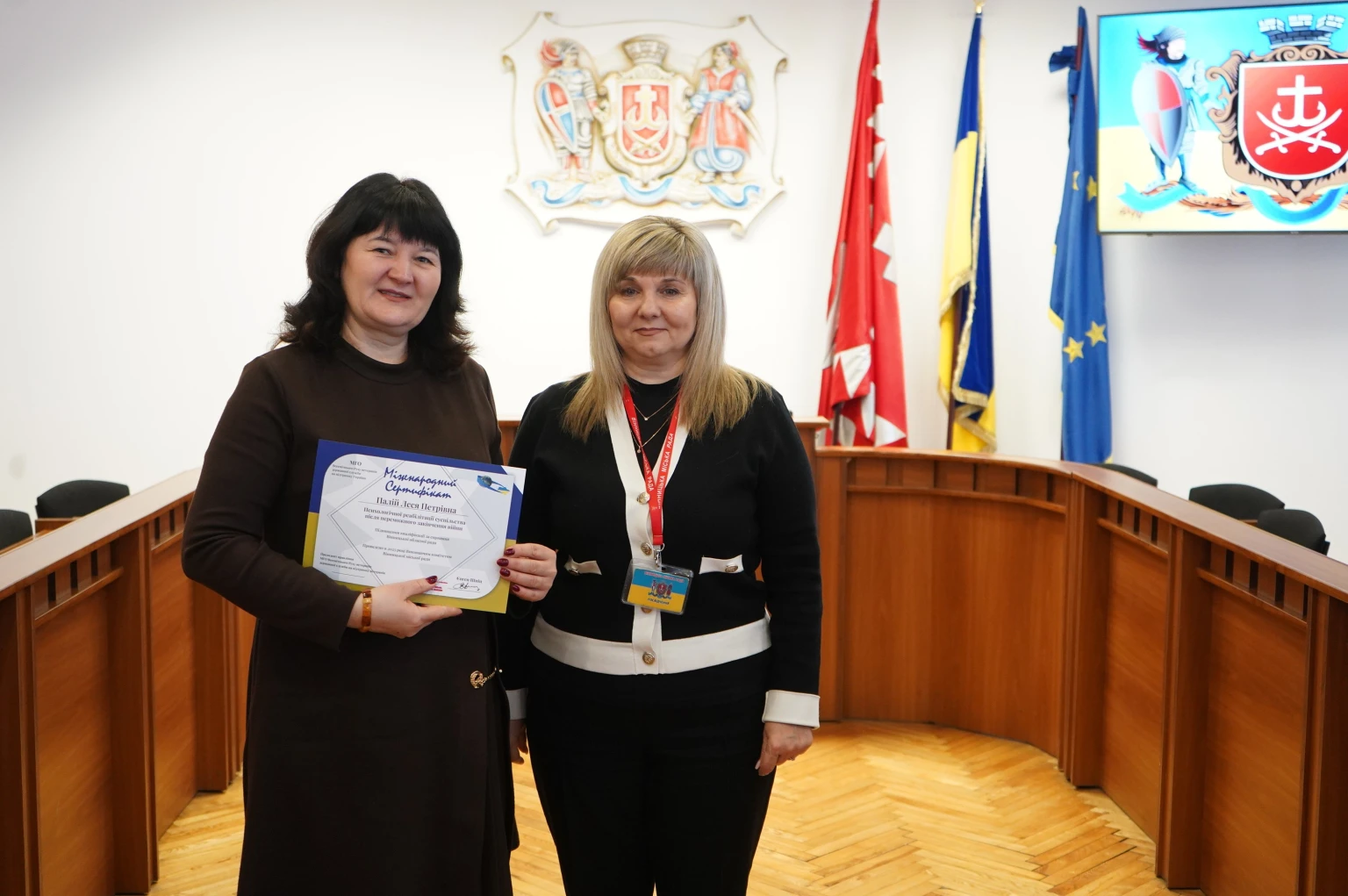 Підготовка до повернення з війни: у Вінниці соціальні фахівці та поліцейські отримали міжнародні сертифікати