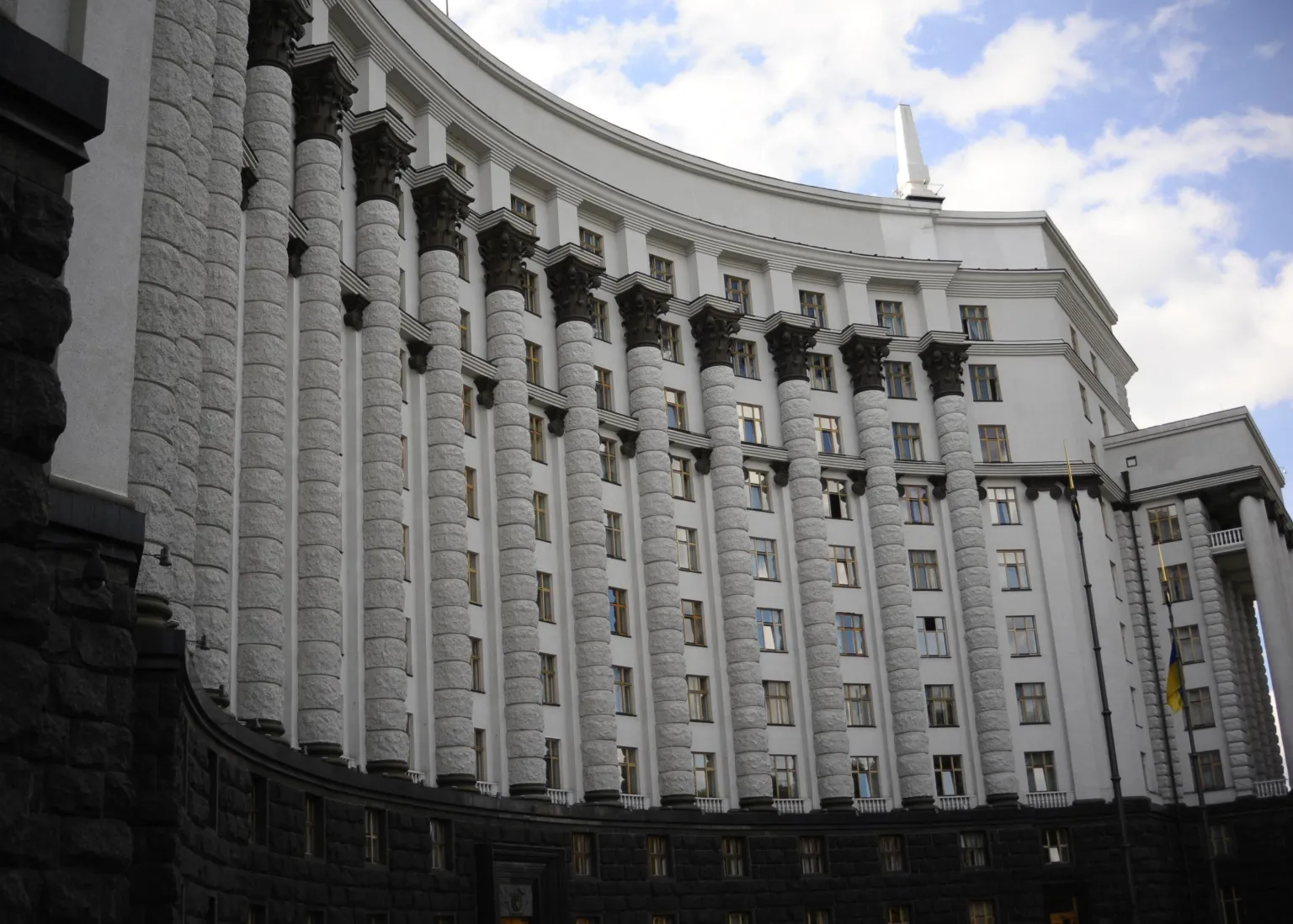 Уряд відкрив шлях до гранту на 2,35 млрд доларів: кошти підуть у загальний фонд бюджету