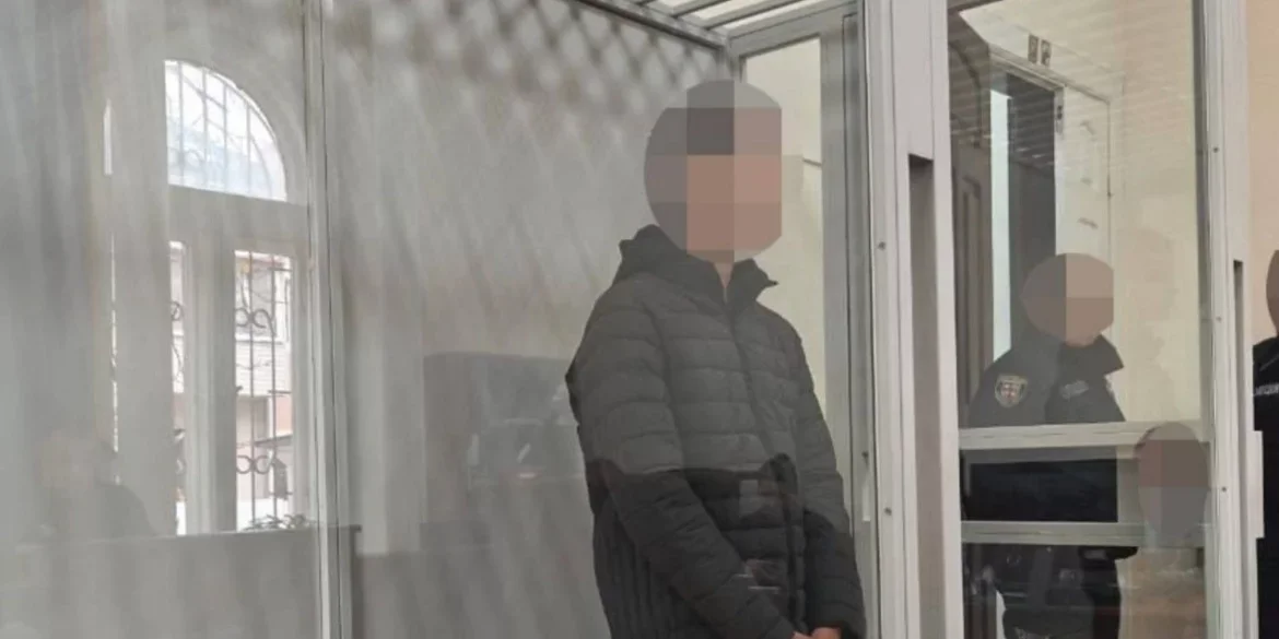 Спроба підпалу урядової установи у Києві: 20-річного вінничанина судитимуть за держзраду