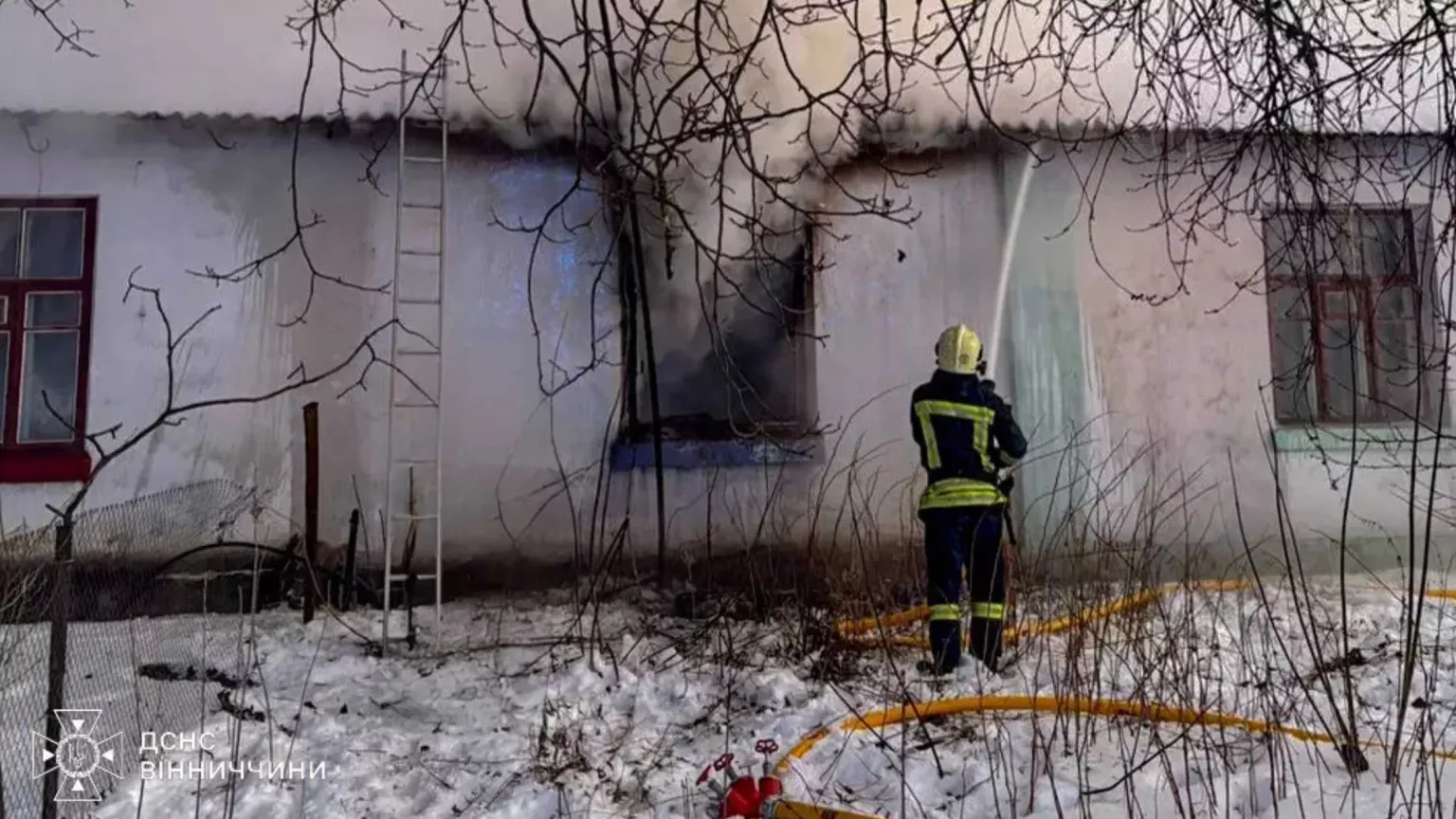 Вогняна доба на Вінниччині: від палаючих сонячних панелей до порятунку людей із задимленої багатоповерхівки