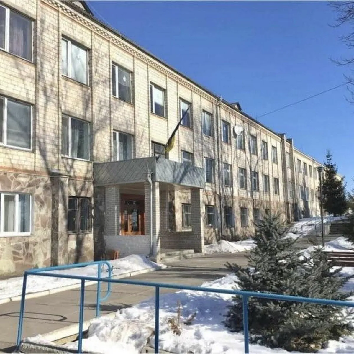 Управлінський провал в Іллінцях: медики залишилися без грошей через помилки керівництва