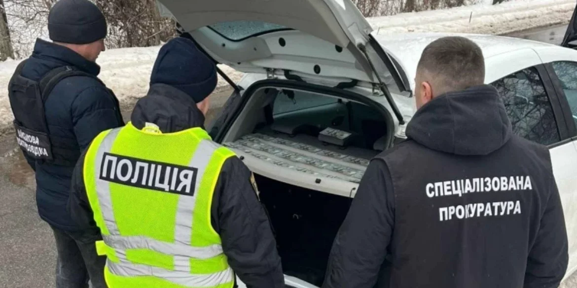 Ціна «липового» звільнення: на Вінниччині ексслужбовець намагався за 2500 доларів купити мовчання командира