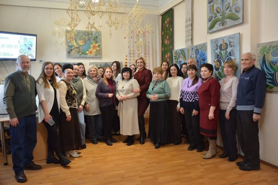 Мистецький тріумф у Вінниці: Наталія Луценко презентувала «На перехресті поколінь»