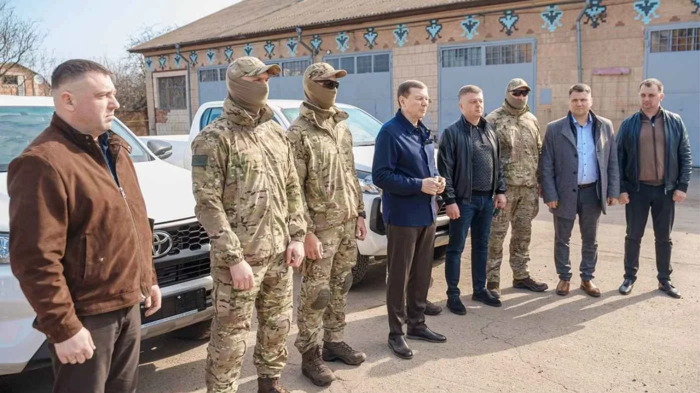 Спецпідрозділ «Альфа» отримав два нові пікапи для виконання бойових завдань