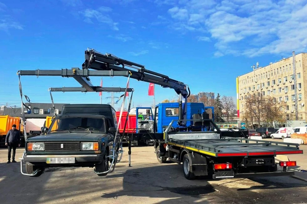 Як евакуатор купити: практичні поради для підприємців