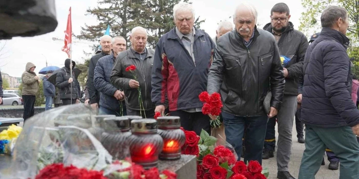 У Вінниці вшанували героїв-ліквідаторів: 40 років від дня Чорнобильської драми
