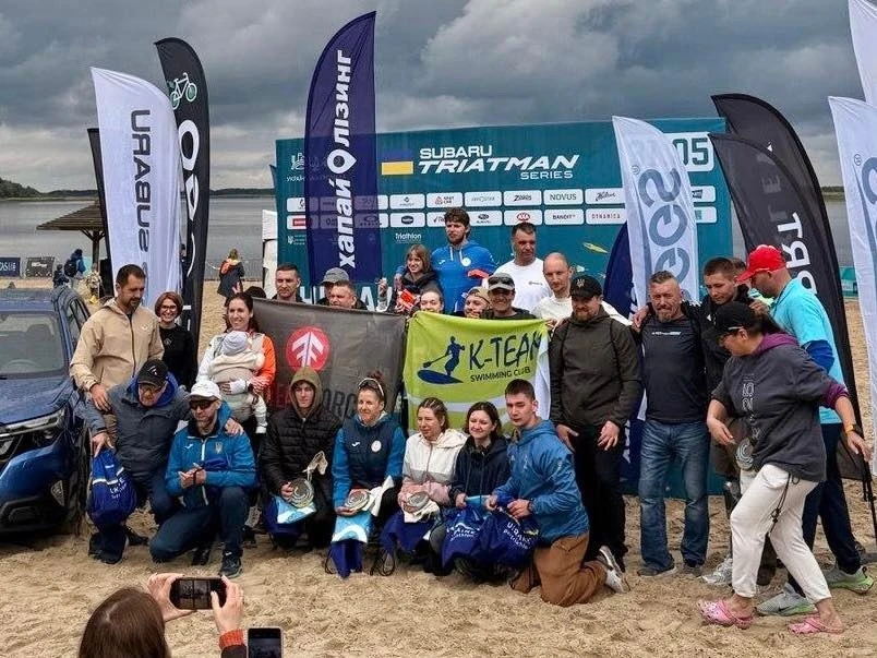 Тріумф на Чемпіонаті України: ветерани з Вінниччини завоювали золото та срібло з пара триатлону