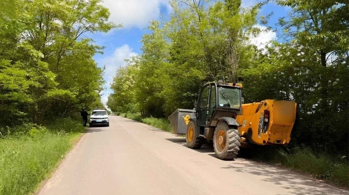 За спробу підкупу патрульних на Вінниччині водію спецтехніки загрожує кримінальна відповідальність