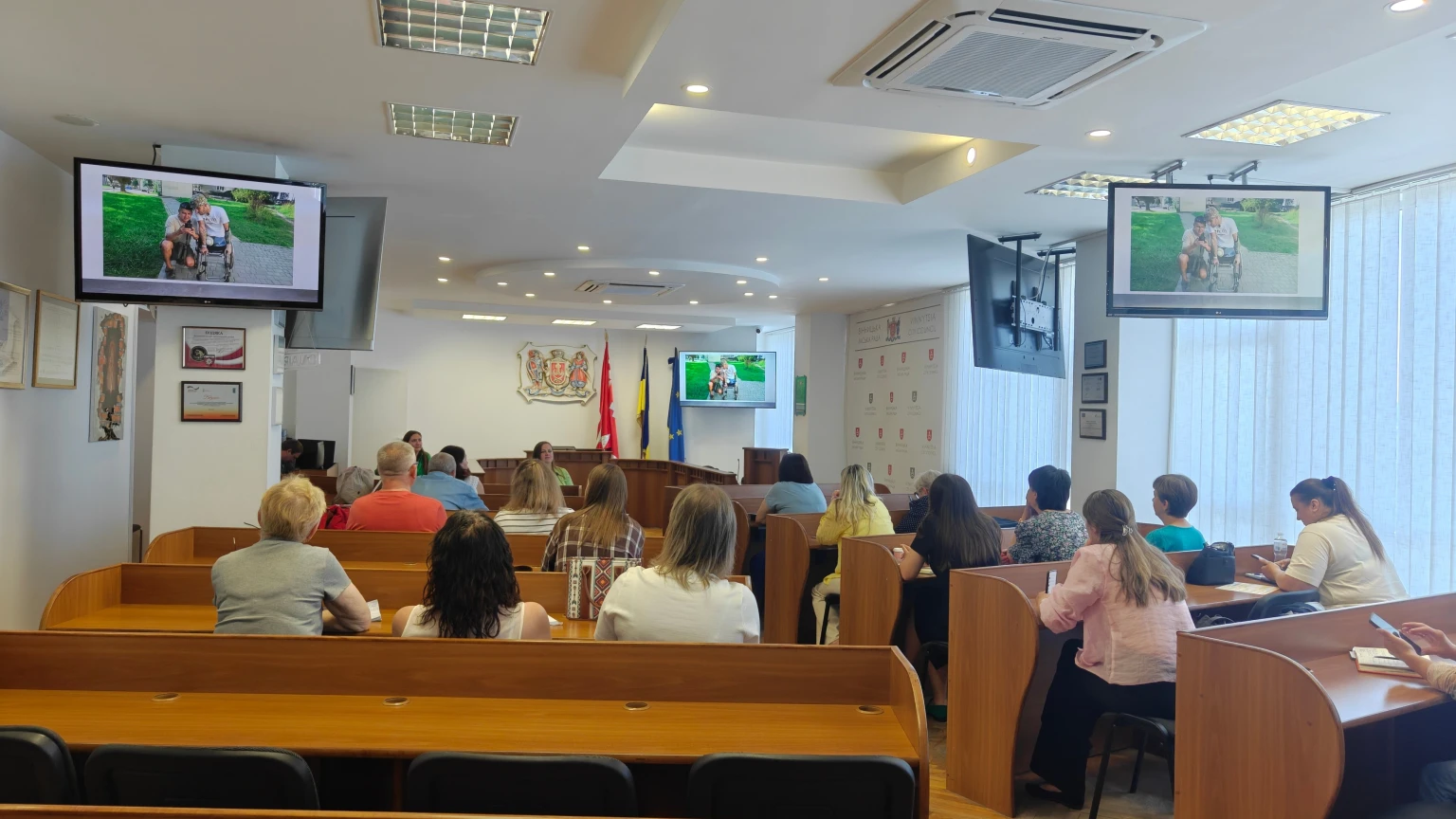 Вінницькі ОСББ навчаються створювати безбар’єрне середовище та етично спілкуватися