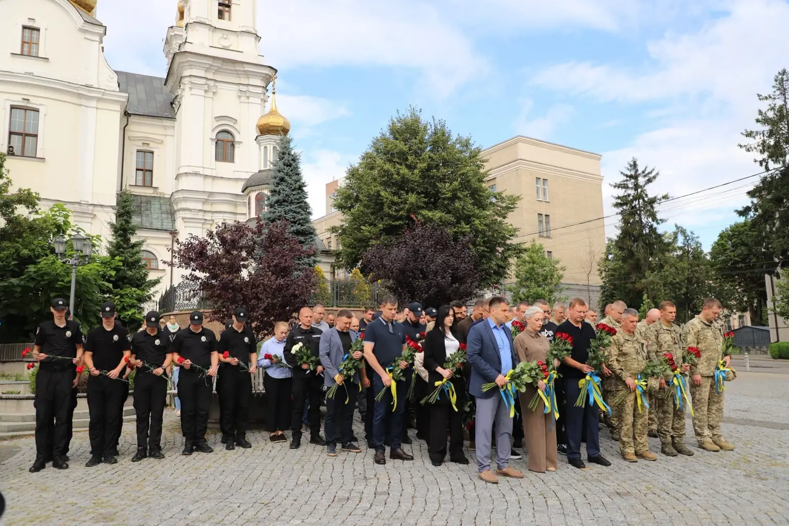 У Вінниці поклали квіти на честь українців, які загинули або були страчені в полоні