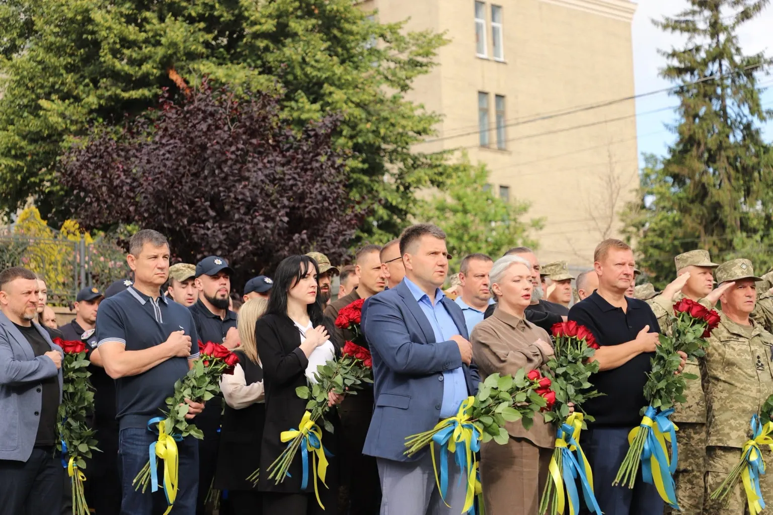 У Вінниці поклали квіти на честь українців, які загинули або були страчені в полоні